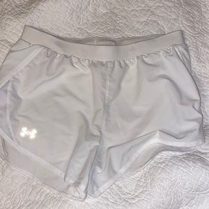 White Under Armour Medium